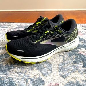 Brooks Ghost 14 Men’s Running Shoes size 10.5